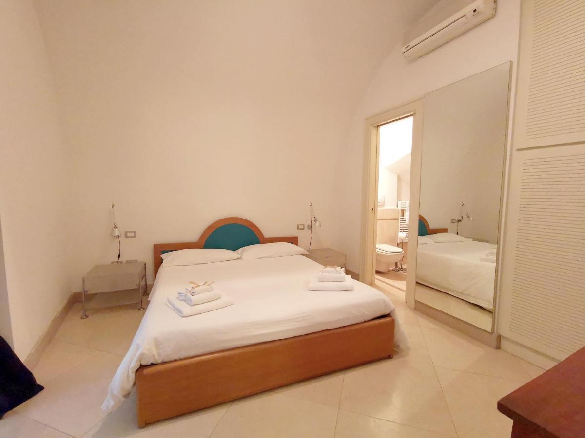 Scesa San Michele Appartement Bari Buitenkant foto