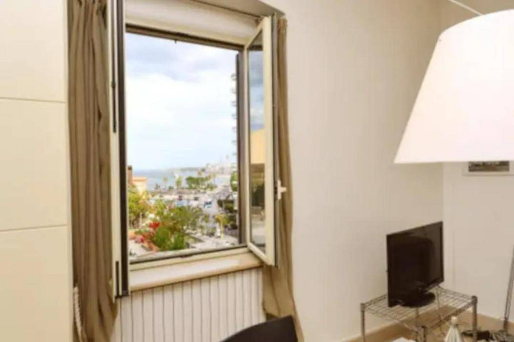 Scesa San Michele Appartement Bari Buitenkant foto