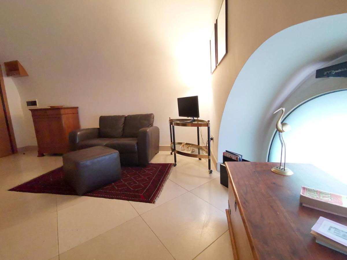 Scesa San Michele Appartement Bari Buitenkant foto