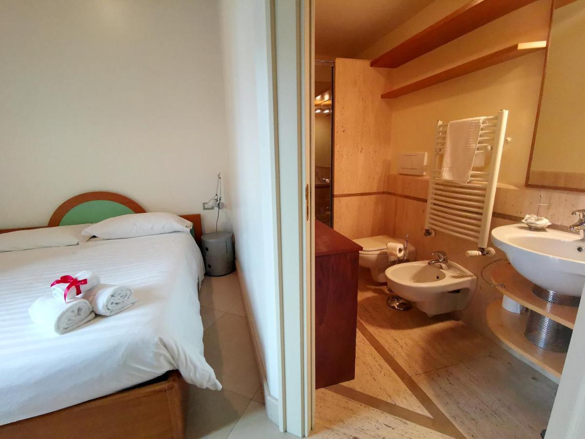 Scesa San Michele Appartement Bari Buitenkant foto