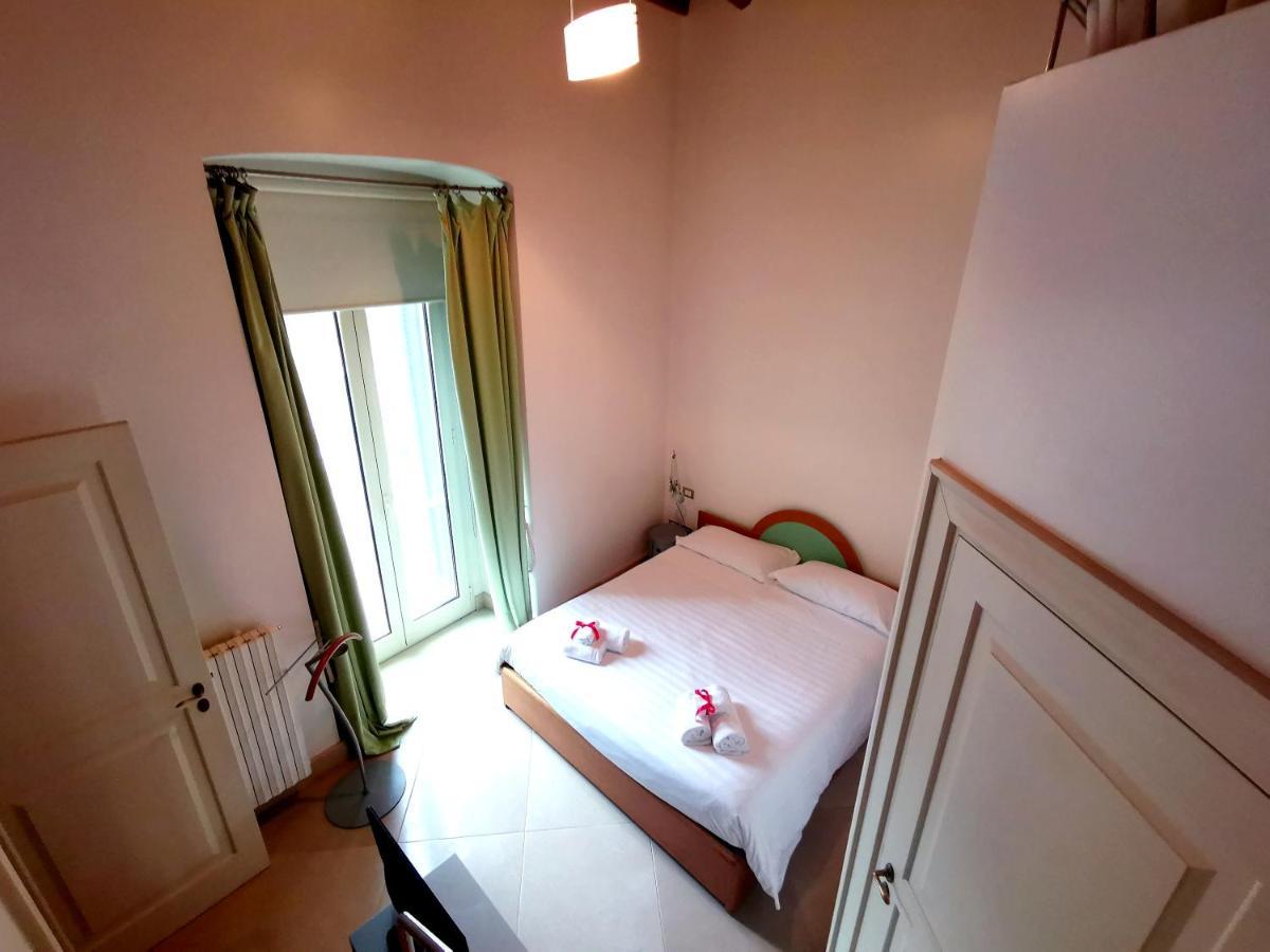 Scesa San Michele Appartement Bari Buitenkant foto
